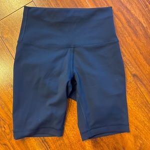 Lululemon wunder train shorts 8” navy s4